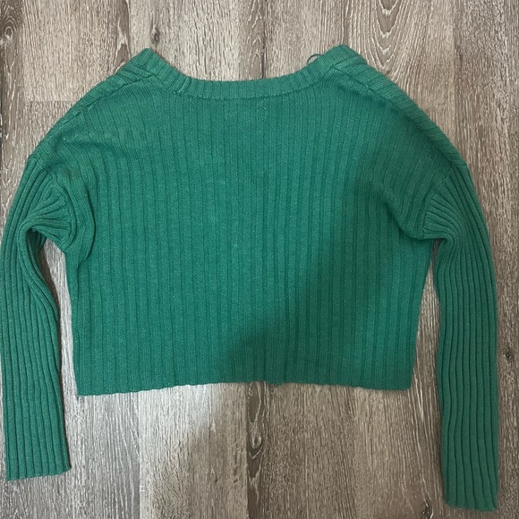 American Eagle Cropped Cardigan Sweater - Picture 5 of 5